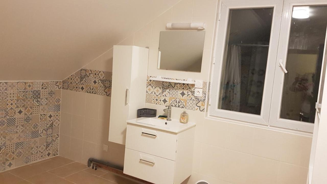 Coloc Supergite Spacieux Proche Toutes Commodites Sauvage Exterior foto